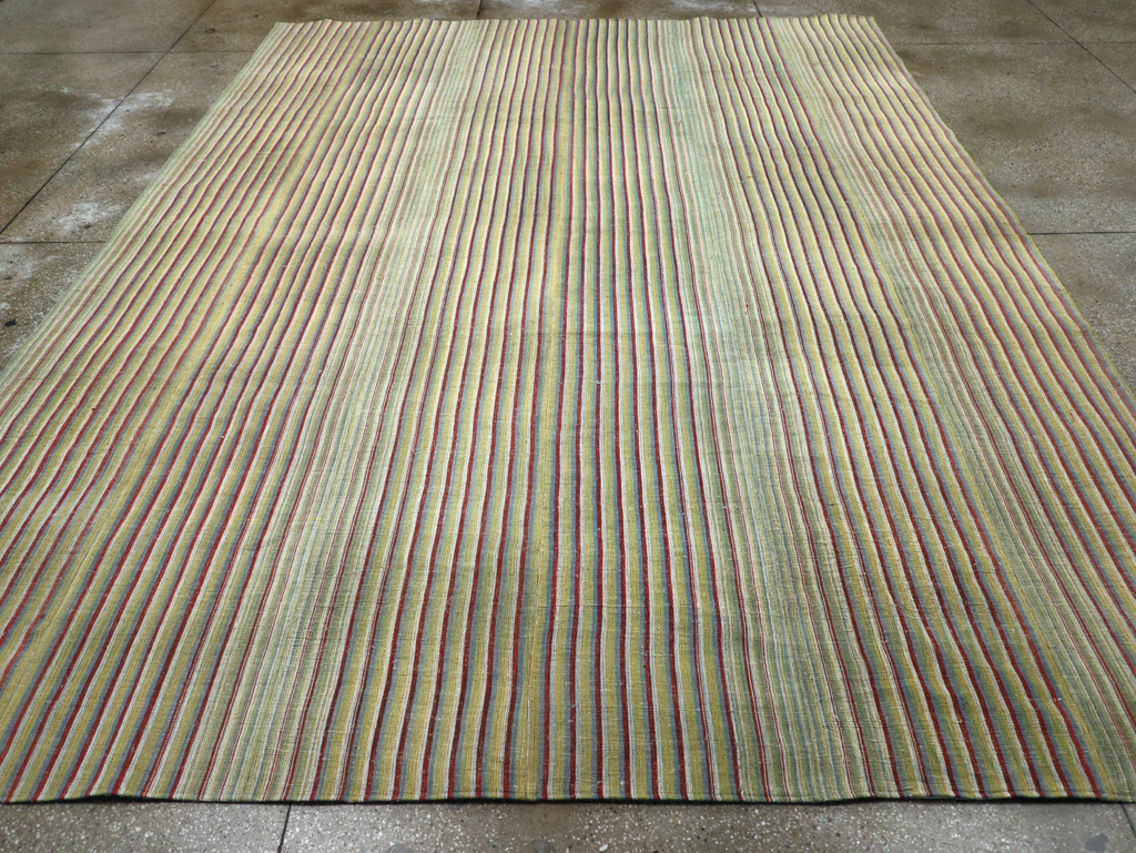 Vintage Turkish Flatweave Kilim Room Size Carpet, No.31299 - Galerie Shabab