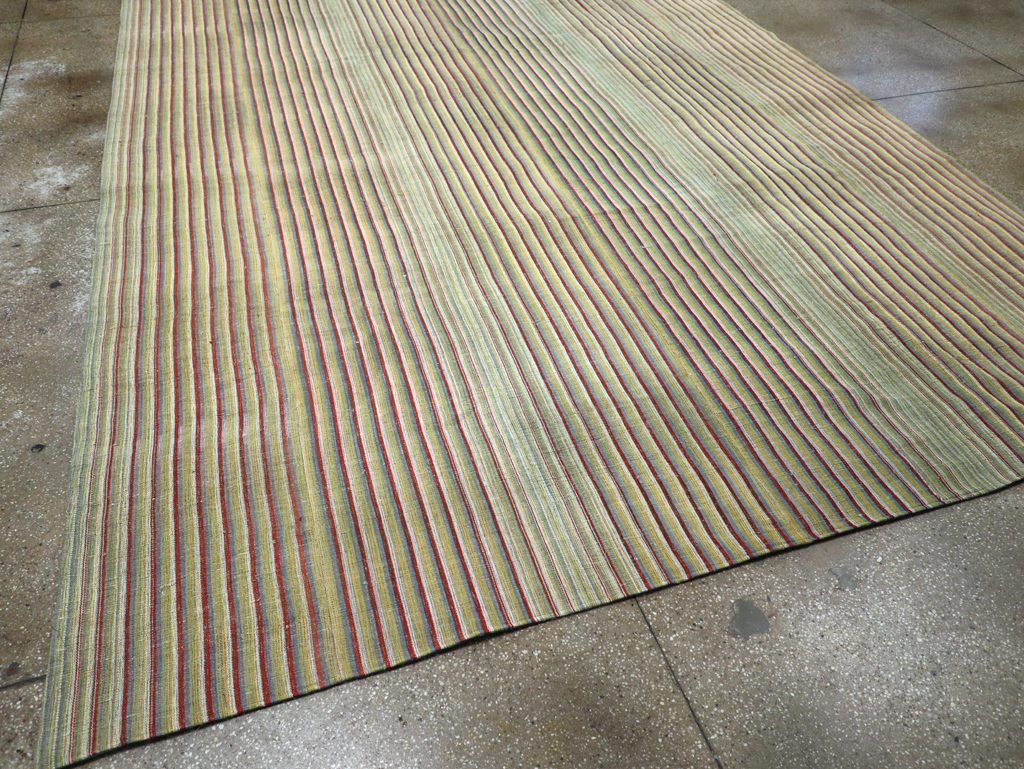 Vintage Turkish Flatweave Kilim Room Size Carpet, No.31299 - Galerie Shabab