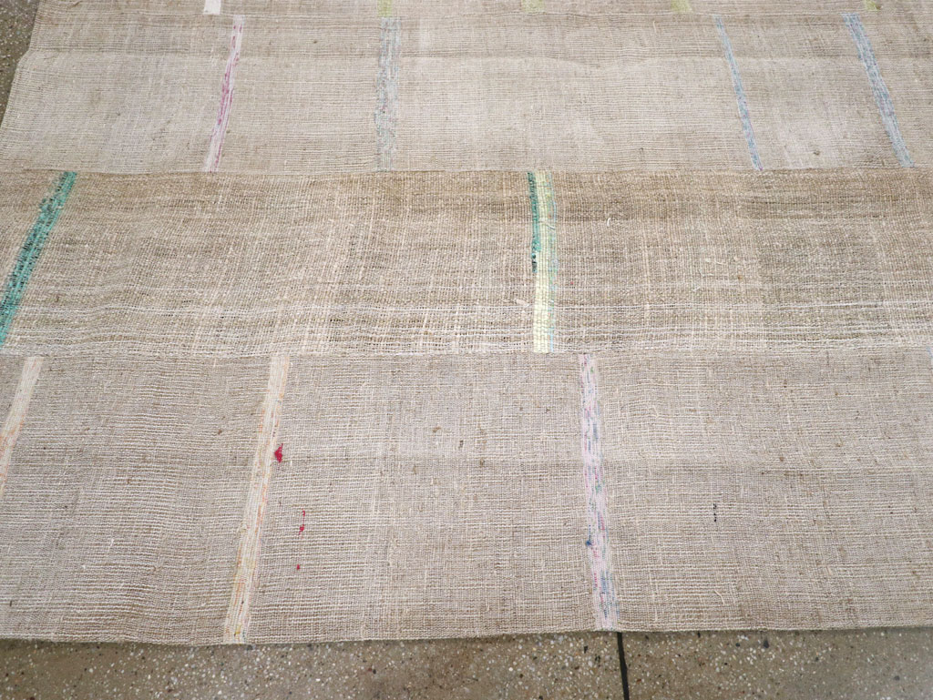 Vintage Turkish Flatweave Kilim Room Size Carpet, No.31301 - Galerie Shabab