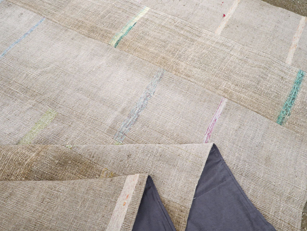 Vintage Turkish Flatweave Kilim Room Size Carpet, No.31301 - Galerie Shabab