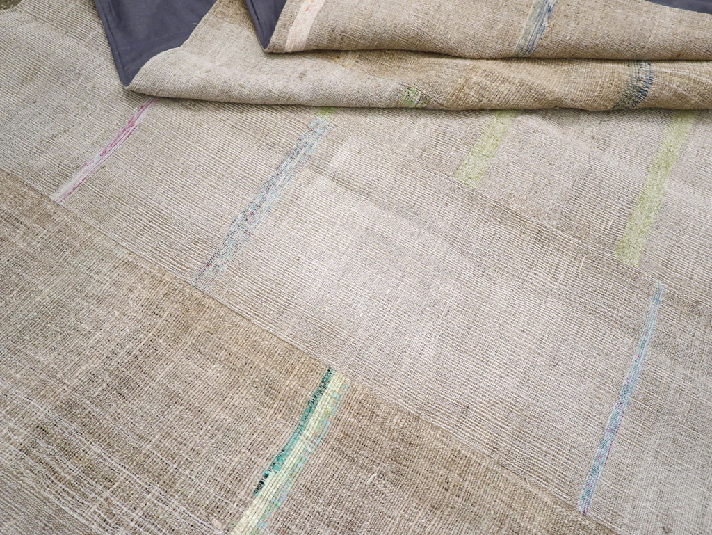 Vintage Turkish Flatweave Kilim Room Size Carpet, No.31301 - Galerie Shabab