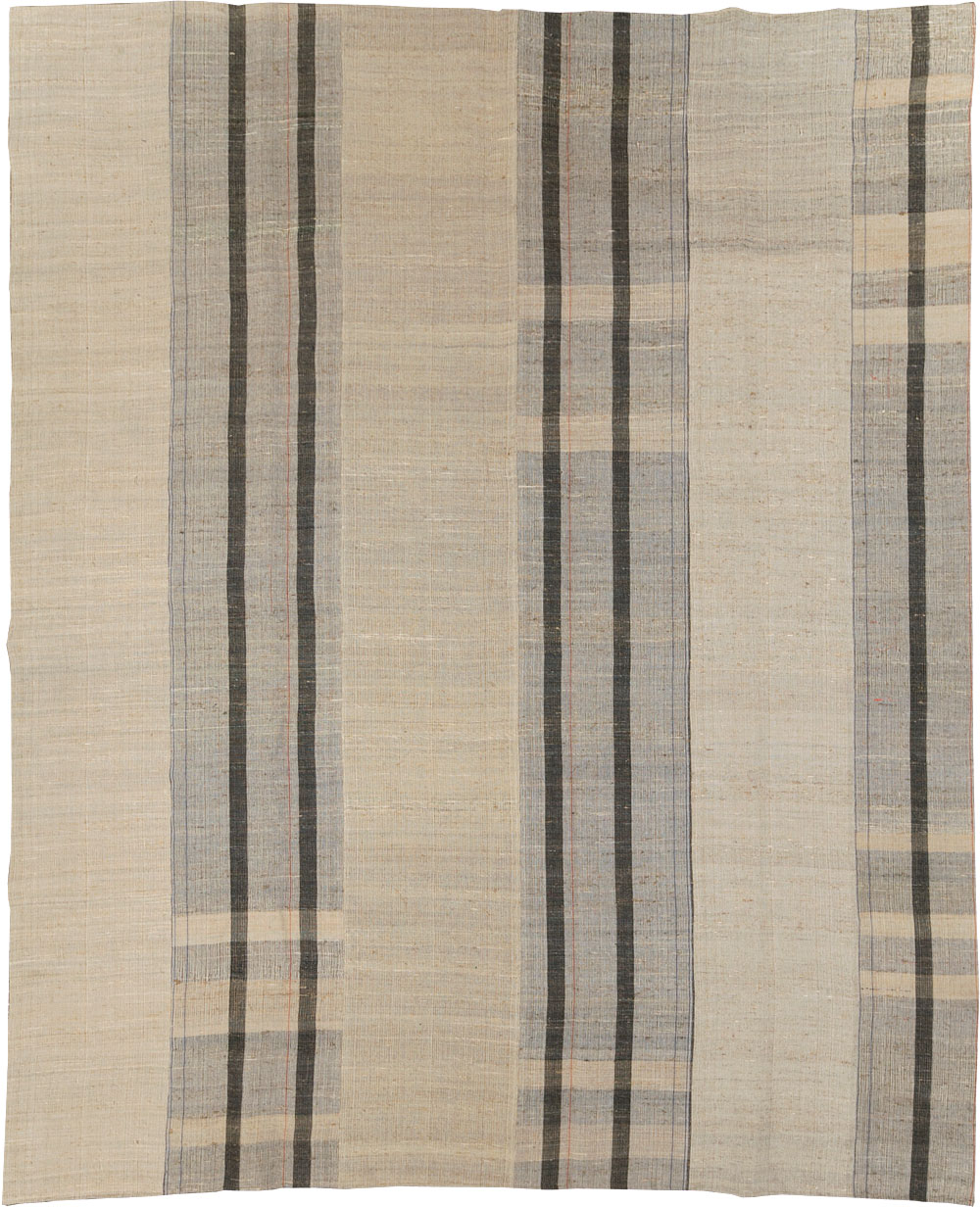 Vintage Turkish Flatweave Kilim Room Size Carpet, No.31308 - Galerie Shabab