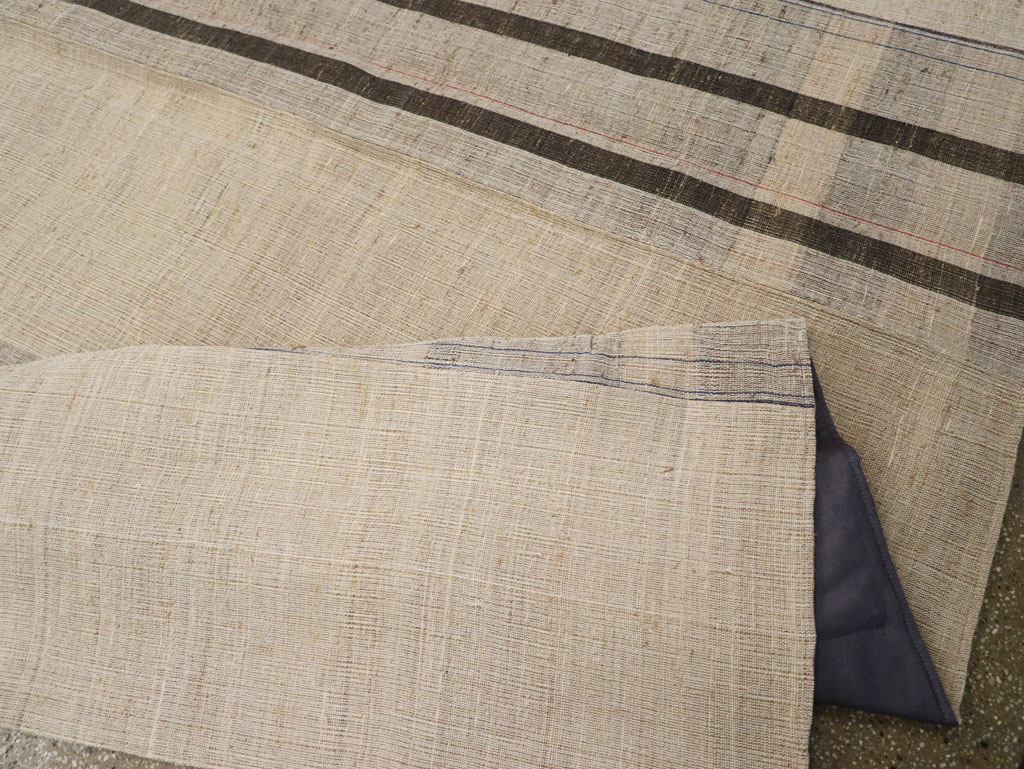 Vintage Turkish Flatweave Kilim Room Size Carpet, No.31308 - Galerie Shabab