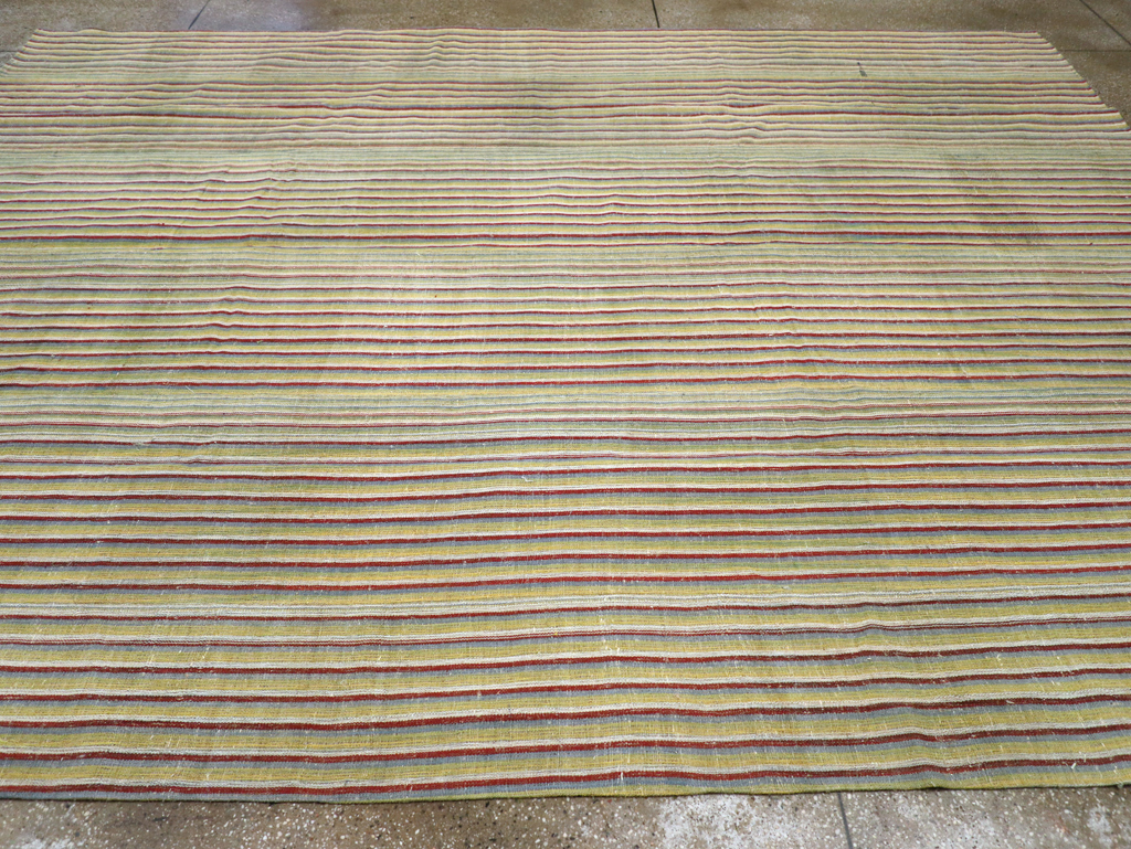 Vintage Turkish Flatweave Kilim Room Size Carpet, No.31309 - Galerie Shabab
