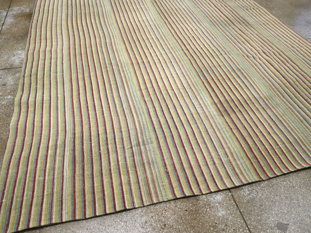 Vintage Turkish Flatweave Kilim Room Size Carpet, No.31309 - Galerie Shabab