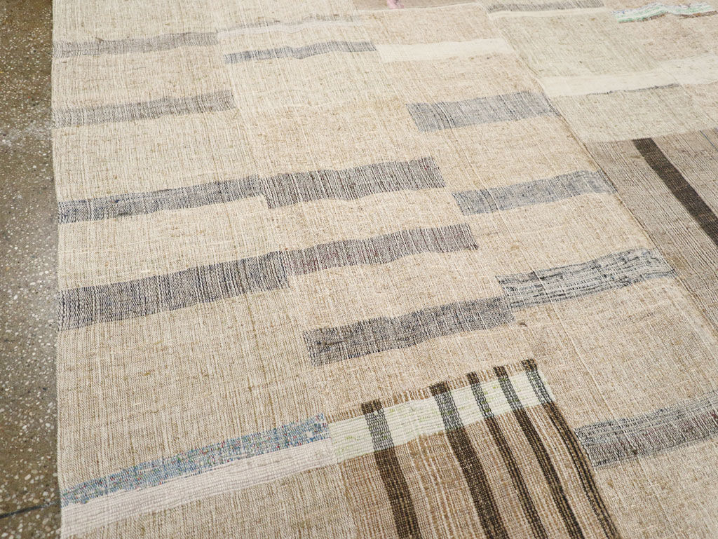 Vintage Turkish Flatweave Kilim Small Room Size Rug, No.31312 - Galerie Shabab