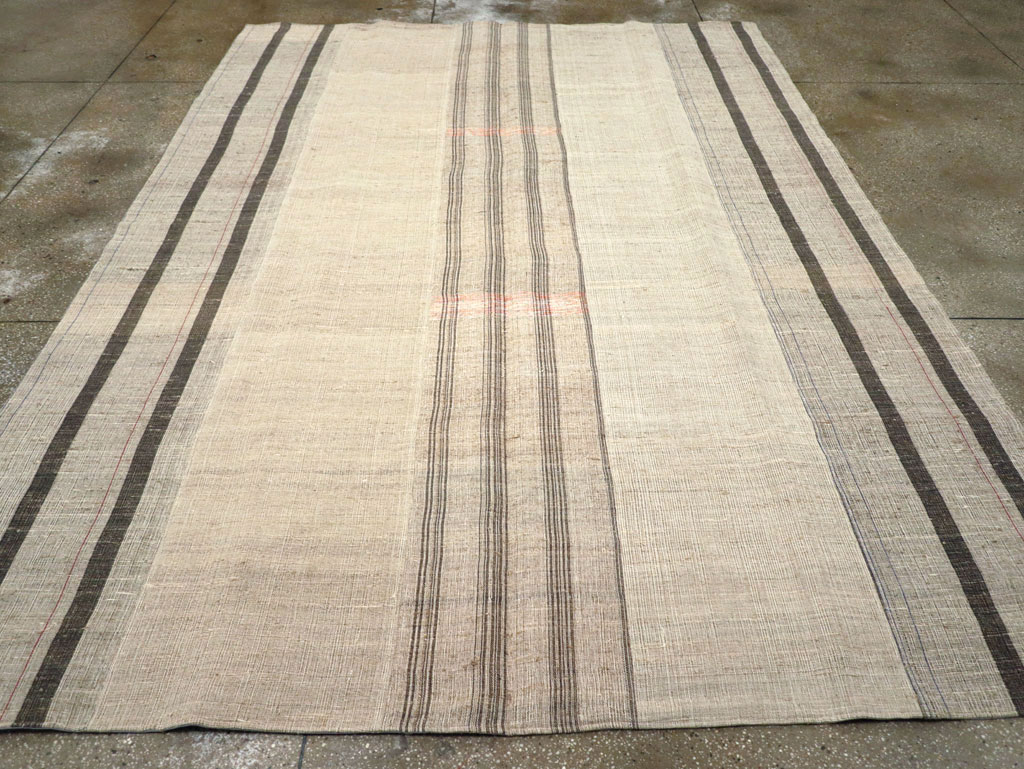 Vintage Turkish Flatweave Kilim Room Size Carpet, No.31313 - Galerie Shabab