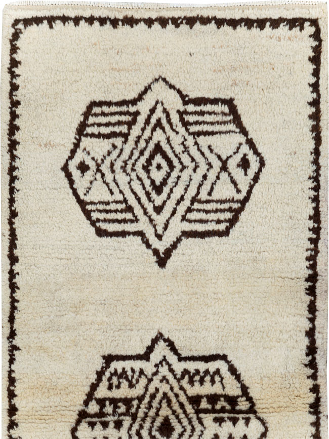 Vintage Turkish Anatolian Runner, No.31315 - Galerie Shabab