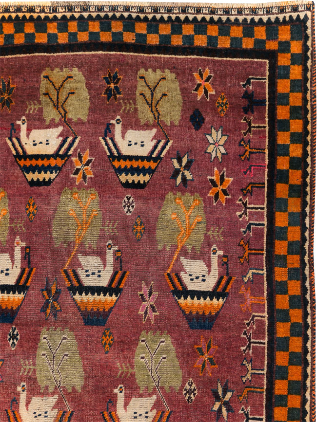 Vintage Persian Pictorial Gabbeh Accent Rug, No.31316 - Galerie Shabab