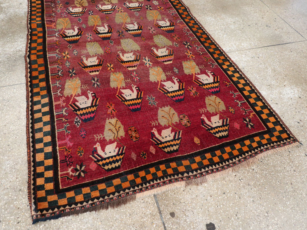 Vintage Persian Pictorial Gabbeh Accent Rug, No.31316 - Galerie Shabab