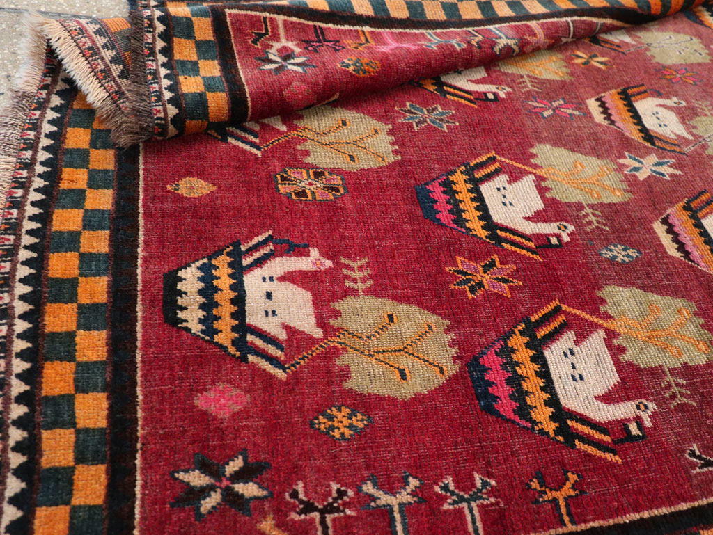 Vintage Persian Pictorial Gabbeh Accent Rug, No.31316 - Galerie Shabab
