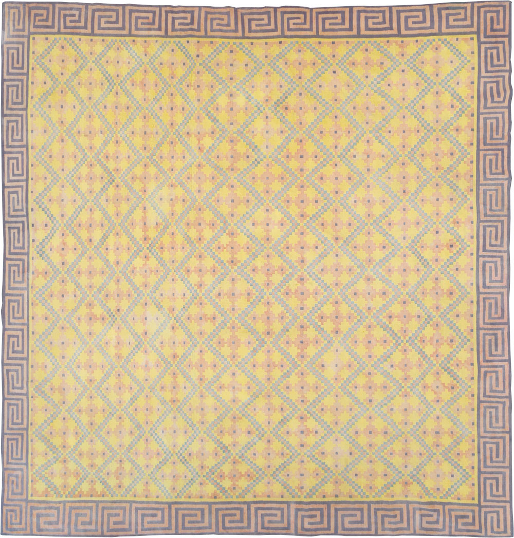 Vintage Indian Dhurrie Square Room Size Flatweave Carpet, No.31322 - Galerie Shabab