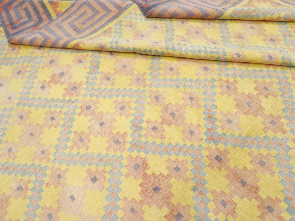 Vintage Indian Dhurrie Square Room Size Flatweave Carpet, No.31322 - Galerie Shabab