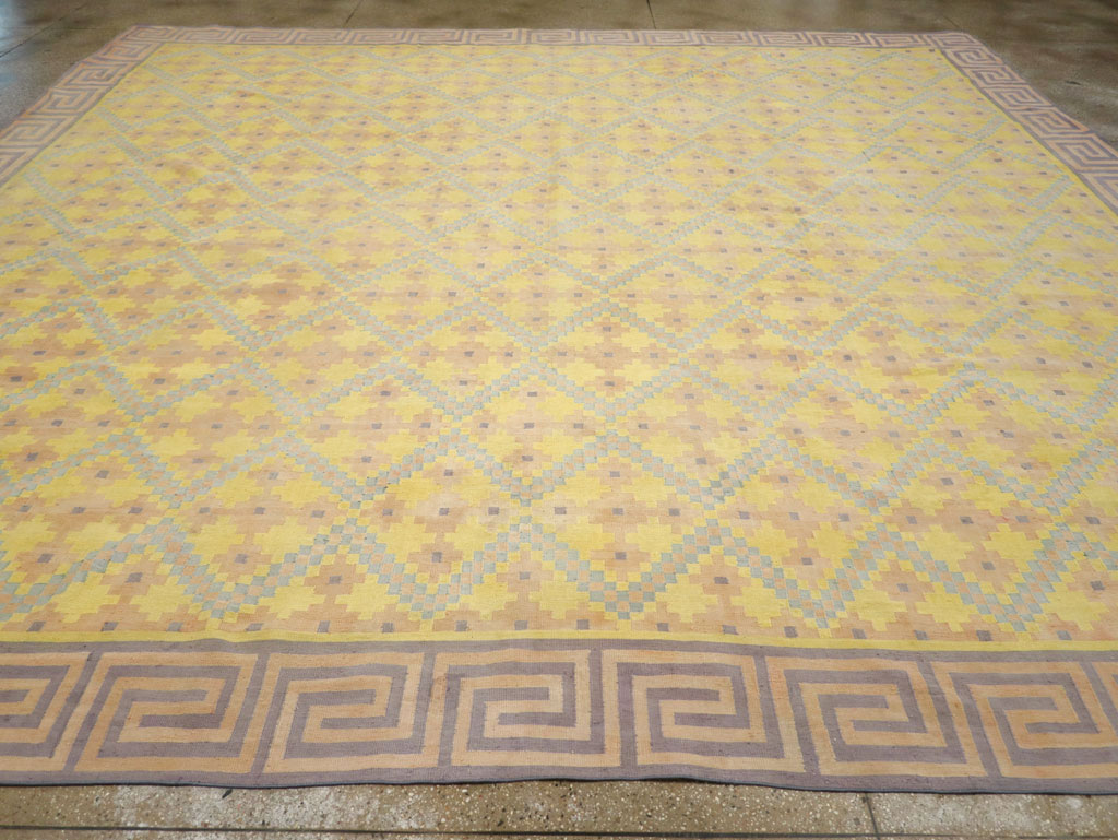 Vintage Indian Flatweave Dhurrie Large Square Carpet, No.31323 - Galerie Shabab