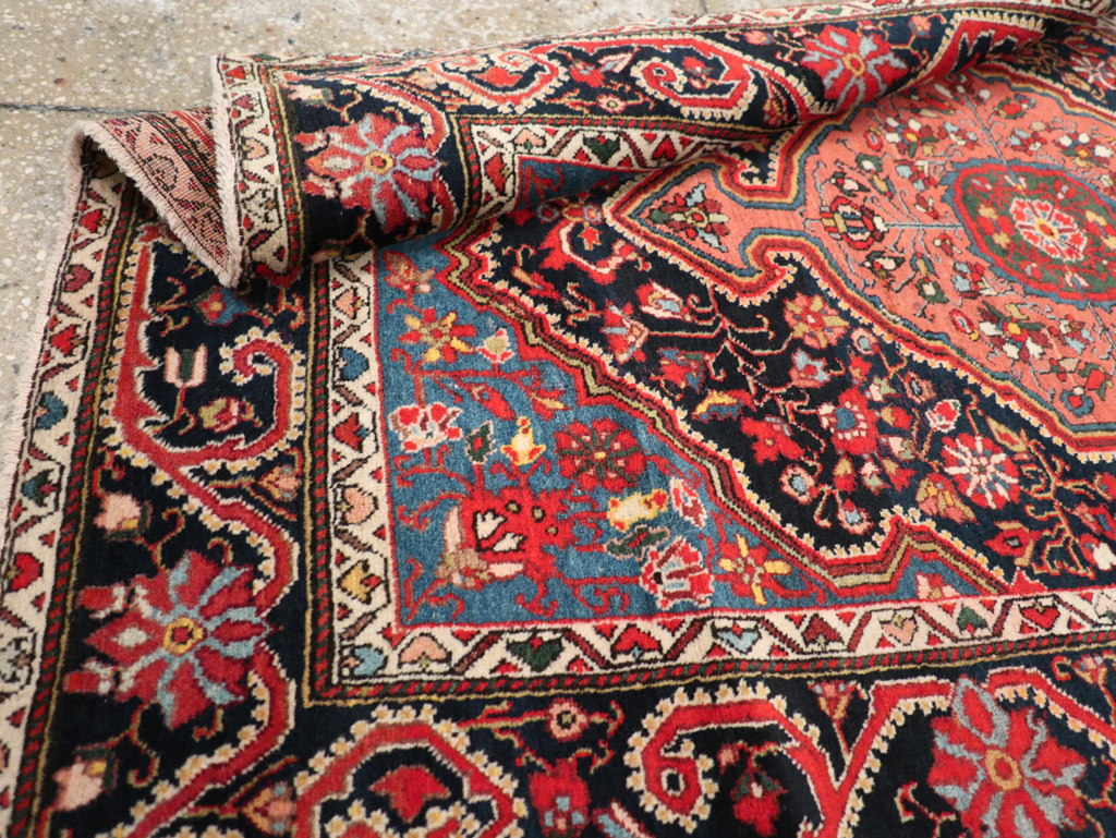 Antique Persian Sarouk Throw Rug, No.31327 - Galerie Shabab