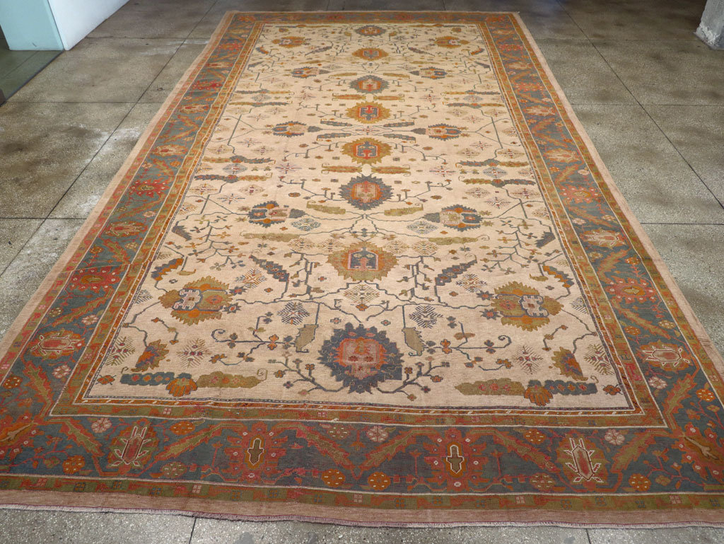 Antique Turkish Oushak Oversize Carpet, No.31328 - Galerie Shabab