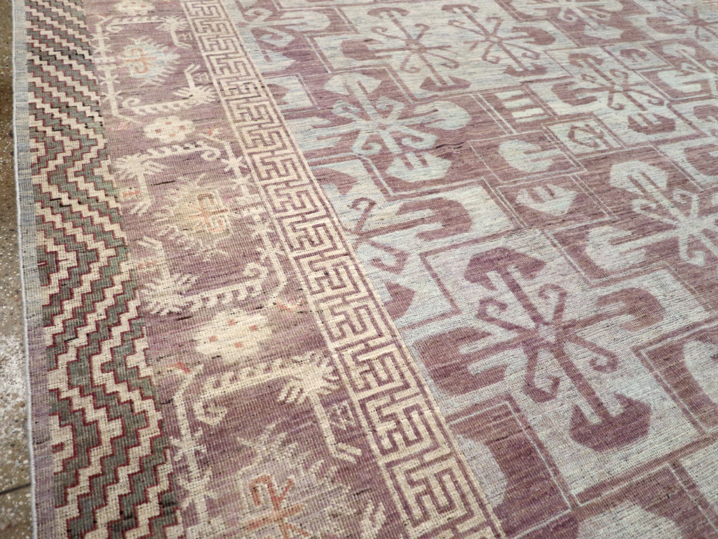 Contemporary East Turkestan Khotan Room Size Carpet, No.31329 - Galerie Shabab