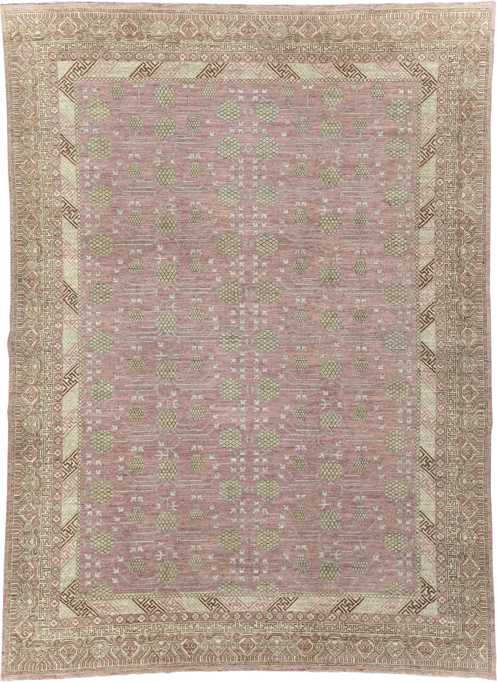 Contemporary East Turkestan Khotan Room Size Carpet, No.31332 - Galerie Shabab