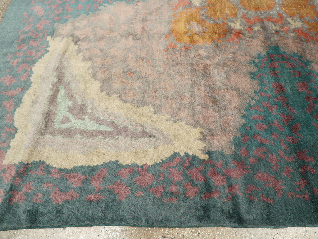 Antique European Art Deco Square Room Size Carpet, No.31338 - Galerie Shabab