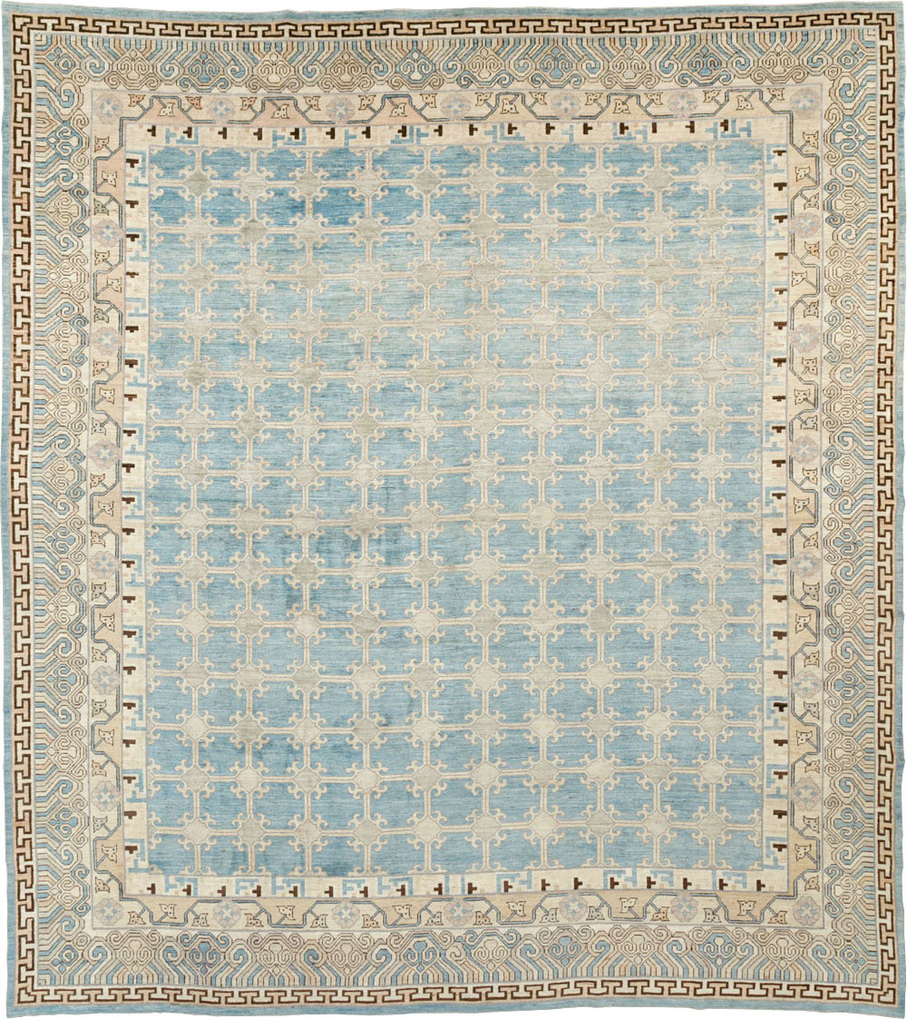 Modern East Turkestan Khotan Large Room Size Carpet, No.31342 - Galerie Shabab