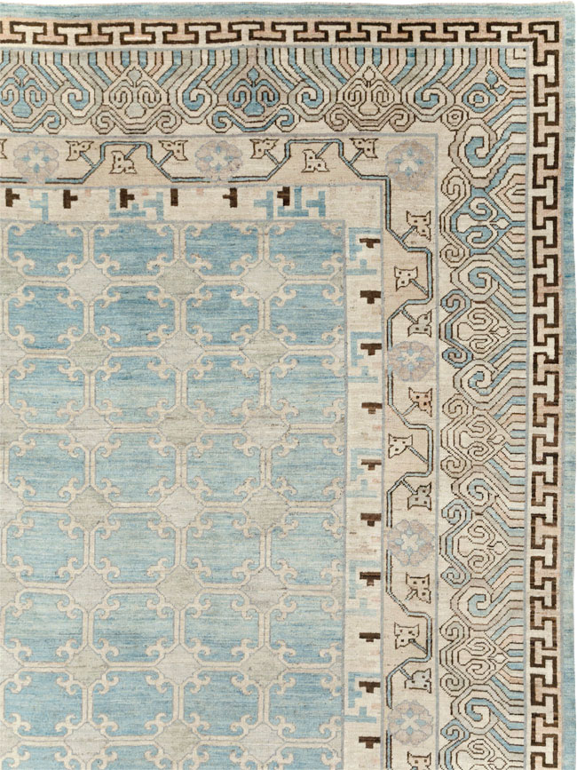 Modern East Turkestan Khotan Large Room Size Carpet, No.31342 - Galerie Shabab