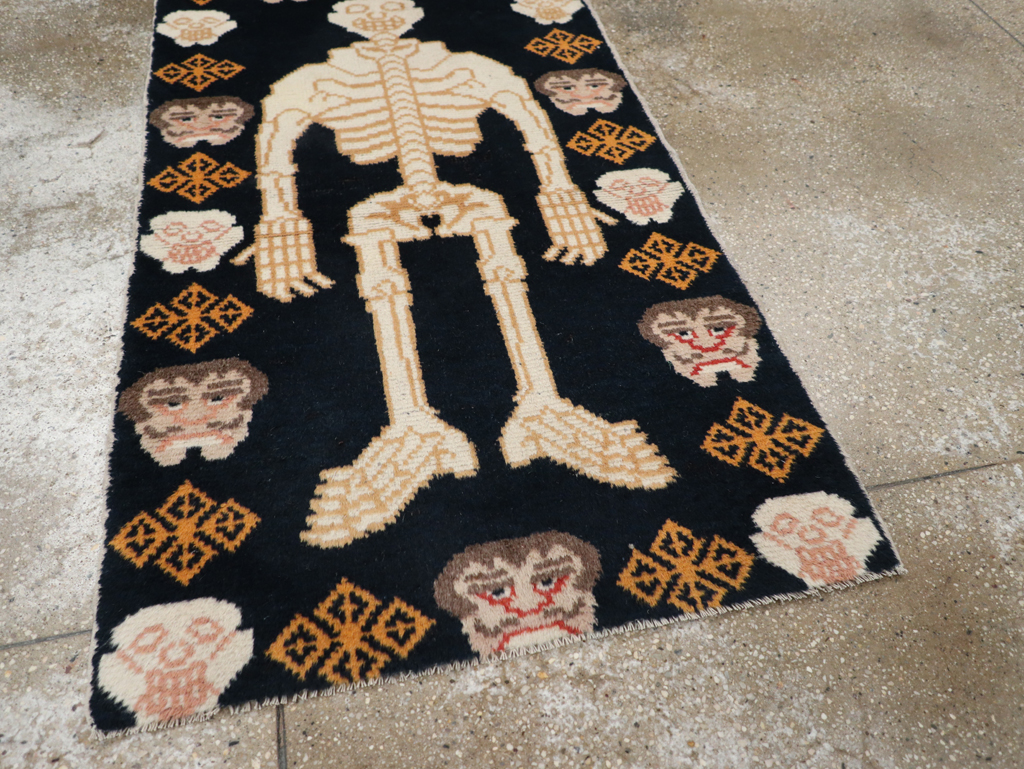 Vintage Tibetan Pictorial Throw Rug, No.31346 - Galerie Shabab