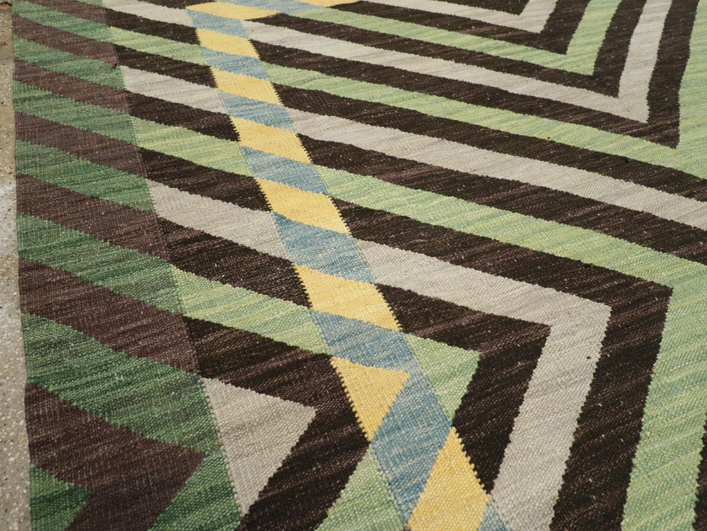 Contemporary Turkish Flatweave Room Size Carpet, No.31348 - Galerie Shabab