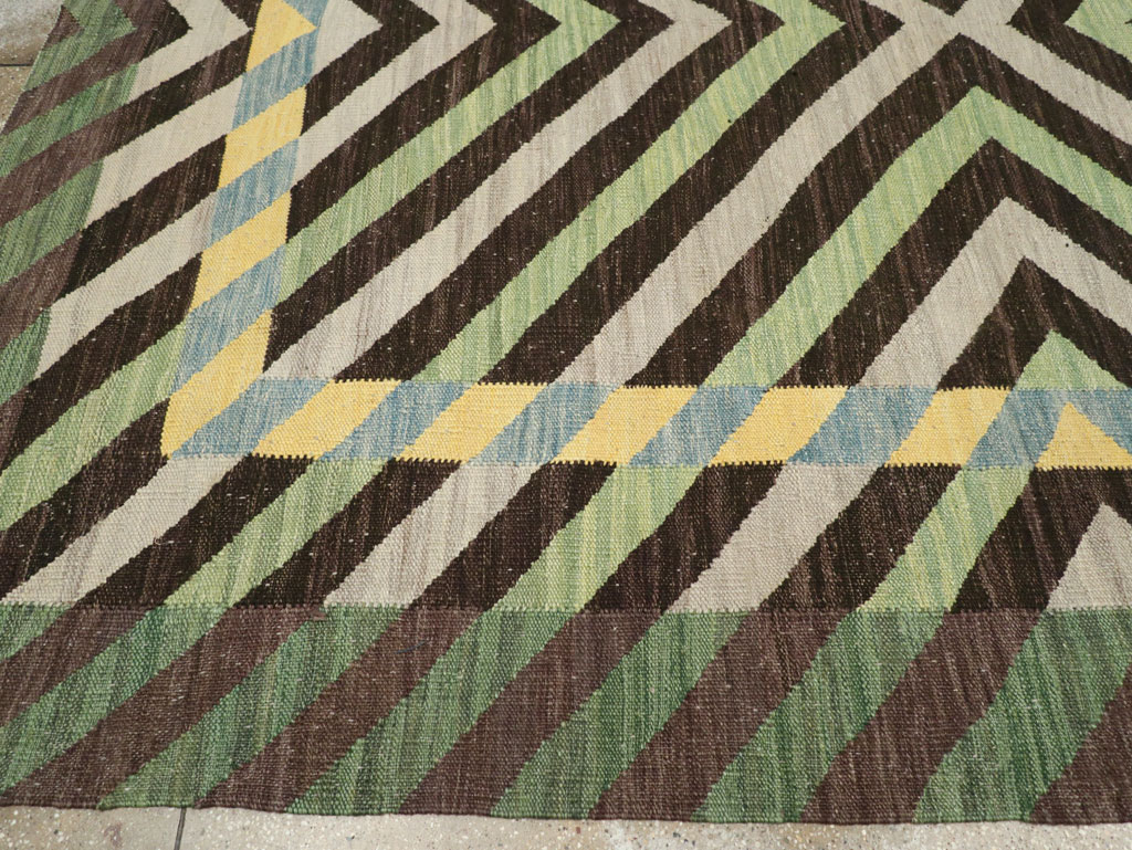 Contemporary Turkish Flatweave Room Size Carpet, No.31348 - Galerie Shabab