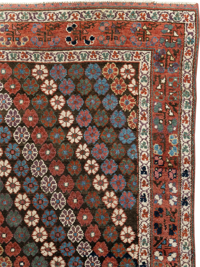 Antique Persian Kurd Gallery Carpet, No.31350 - Galerie Shabab