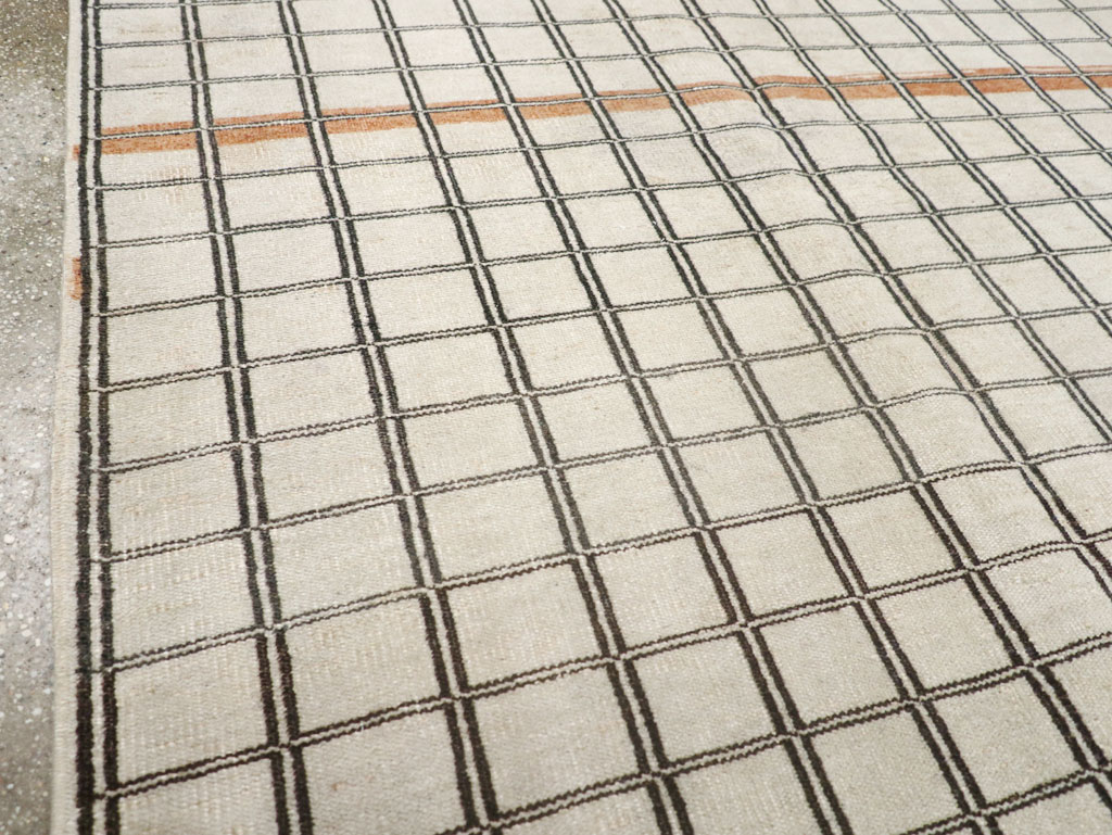 Vintage Turkish Anatolian Accent Carpet, No.31354 - Galerie Shabab