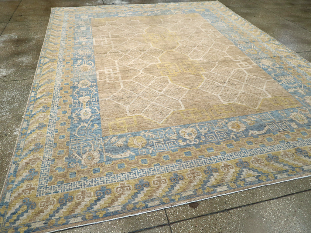 Contemporary East Turkestan Khotan Room Size Carpet, No.31356 - Galerie Shabab