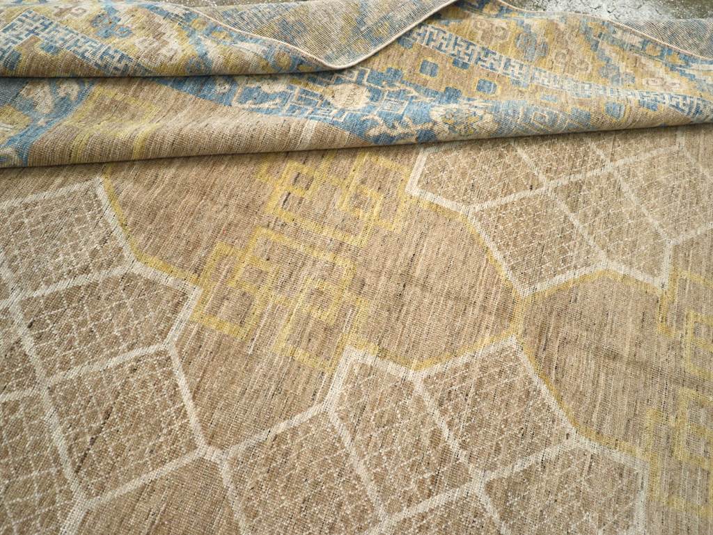 Contemporary East Turkestan Khotan Room Size Carpet, No.31356 - Galerie Shabab