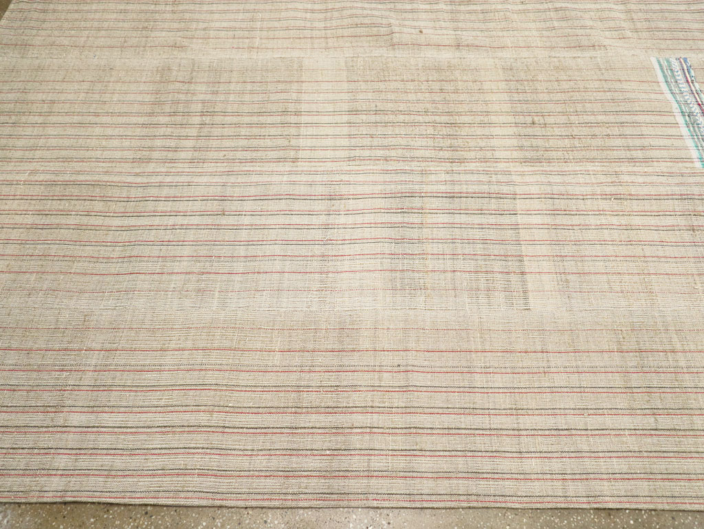 Modern Turkish Flatweave Large Room Size Carpet, No.31357 - Galerie Shabab