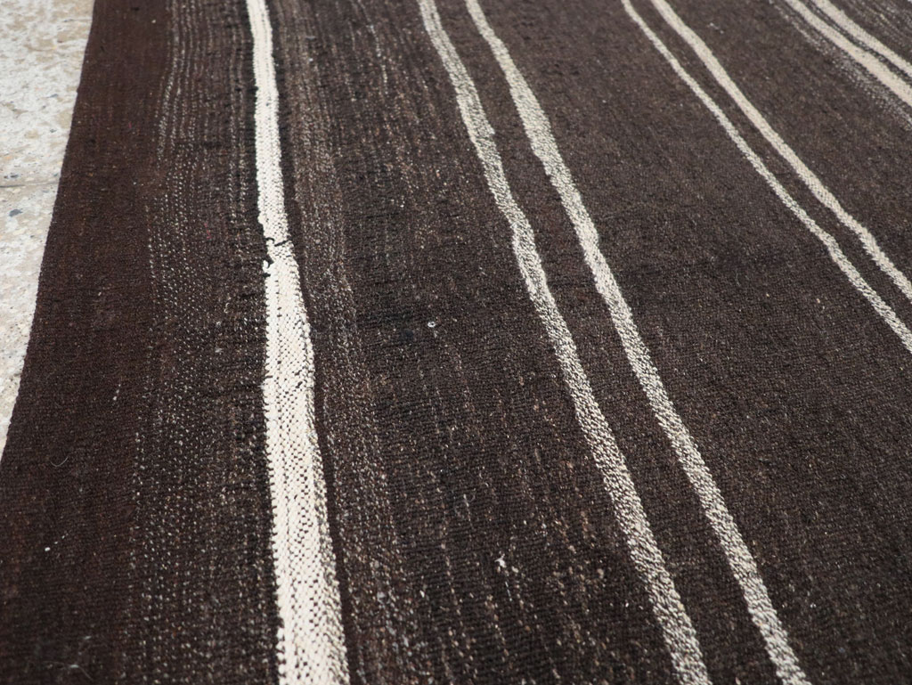 Vintage Turkish Flatweave Kilim Throw Rug, No.31361 - Galerie Shabab