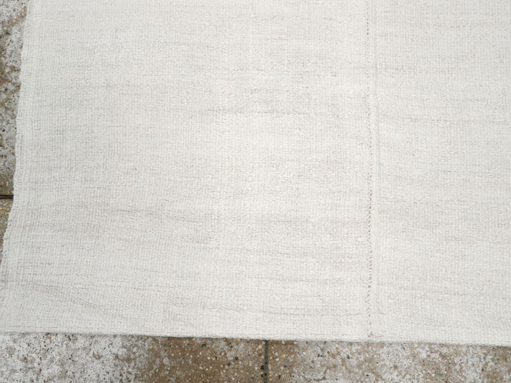 Vintage Turkish Flatweave Kilim Throw Rug, No.31362 - Galerie Shabab