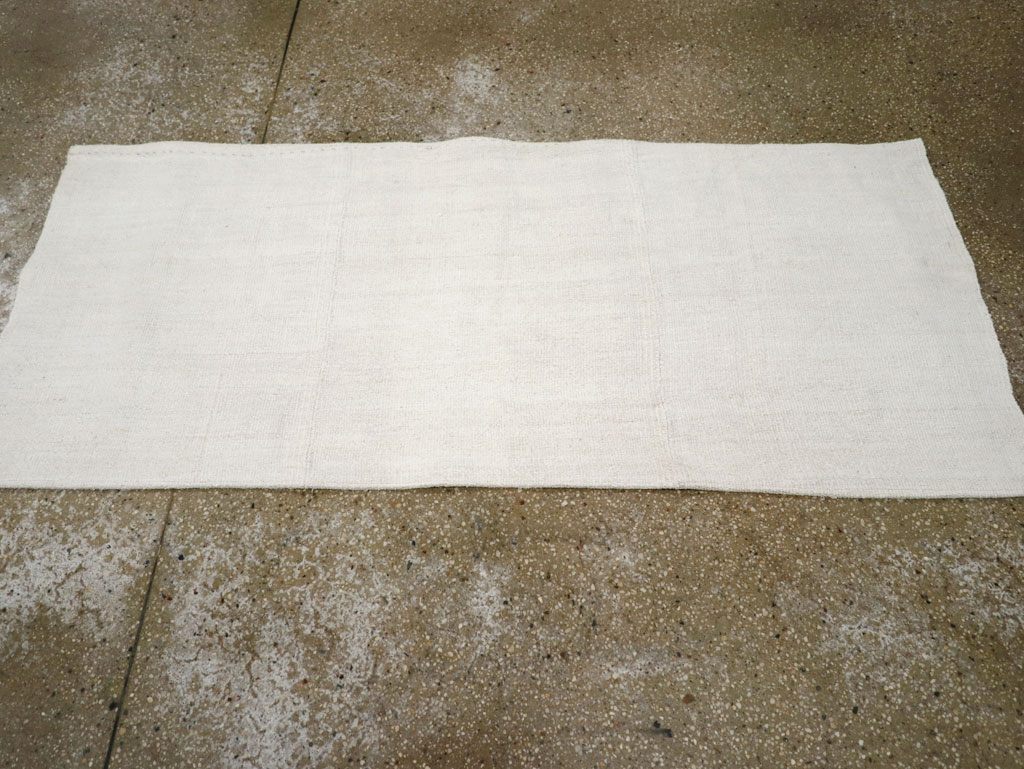 Vintage Turkish Flatweave Kilim Throw Rug, No.31364 - Galerie Shabab