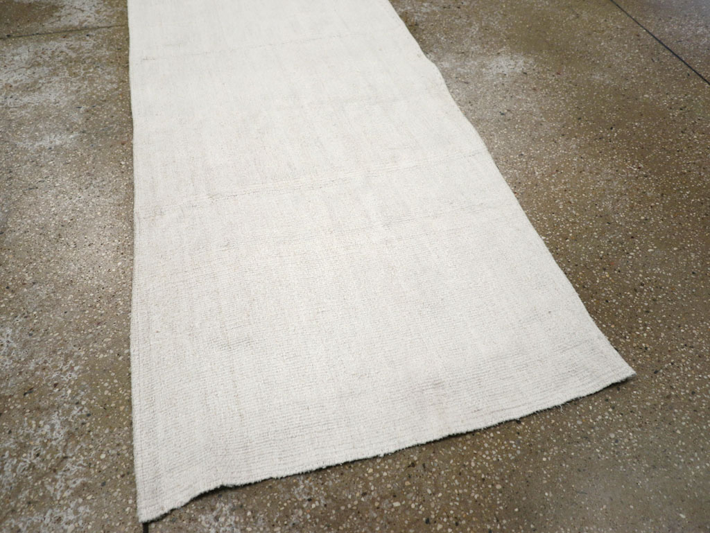 Vintage Turkish Flatweave Kilim Throw Rug, No.31364 - Galerie Shabab