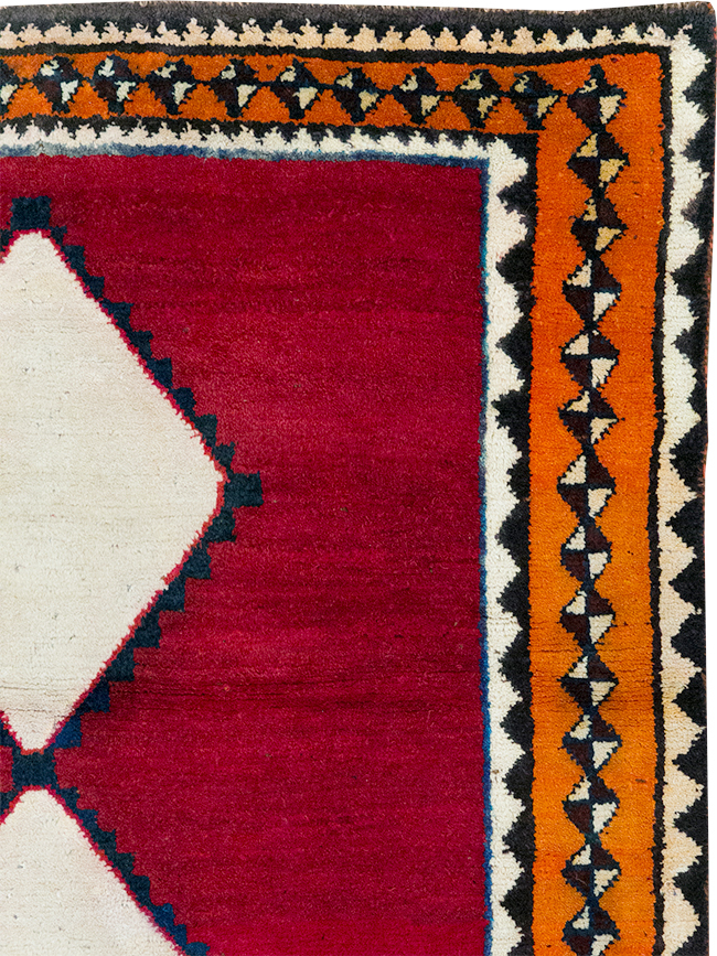 Vintage Persian Gabbeh Rug, No.31371 - Galerie Shabab