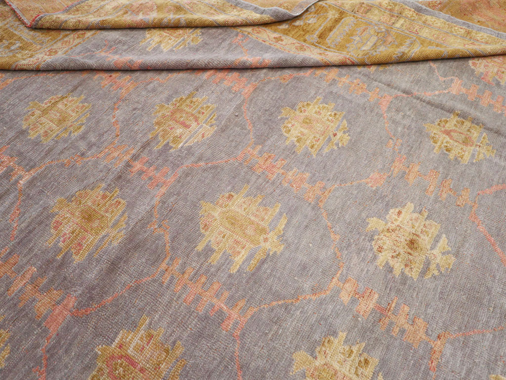 Antique Turkish Oushak Large Carpet, No.31372 - Galerie Shabab