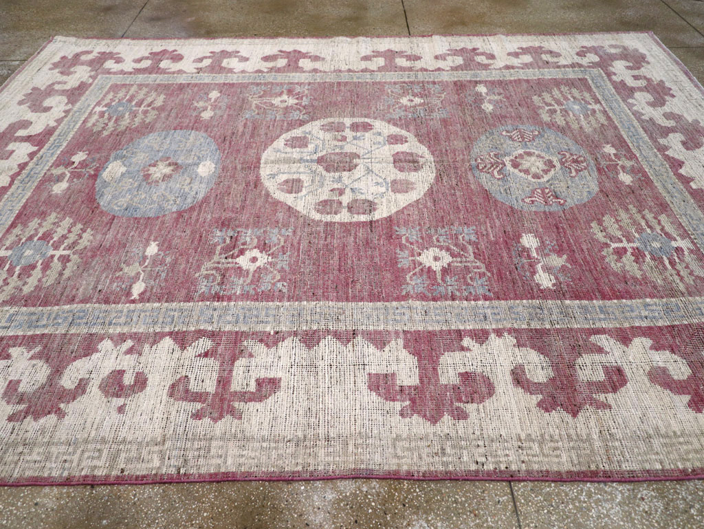 Contemporary East Turkestan Khotan Room Size Carpet, No.31376 - Galerie Shabab