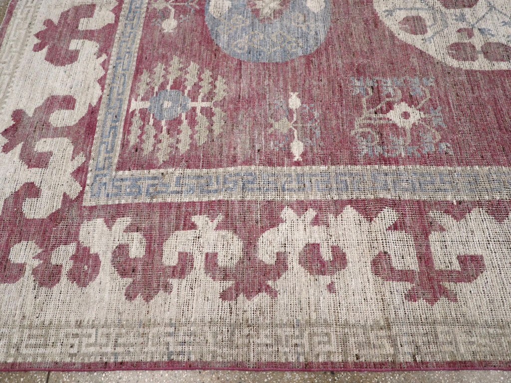 Contemporary East Turkestan Khotan Room Size Carpet, No.31376 - Galerie Shabab