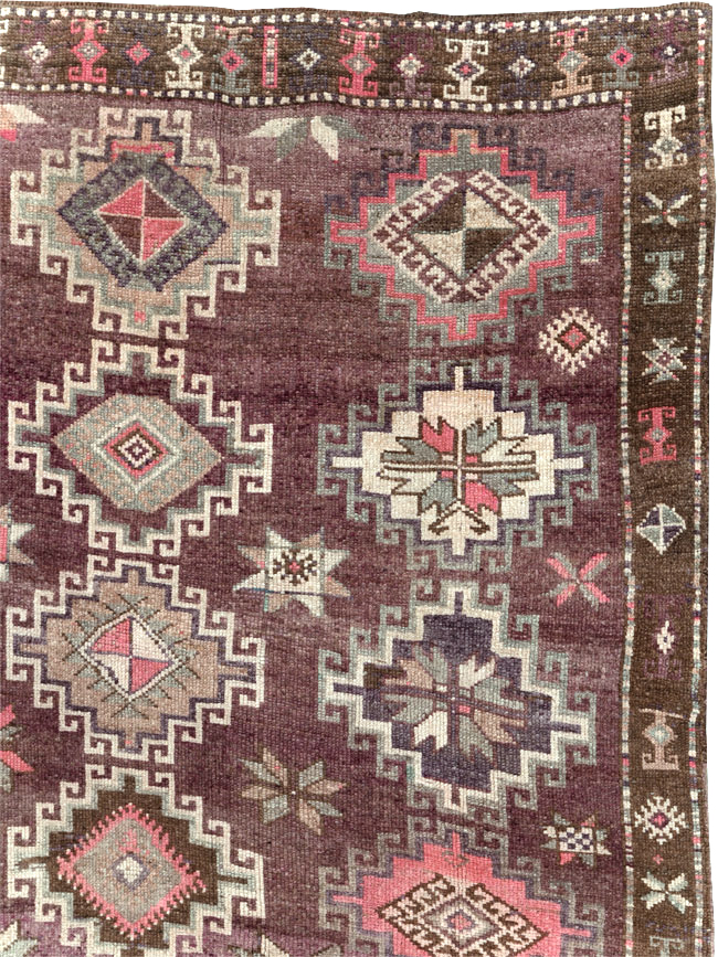 Vintage Turkish Anatolian Room Size Carpet, No.31399 - Galerie Shabab