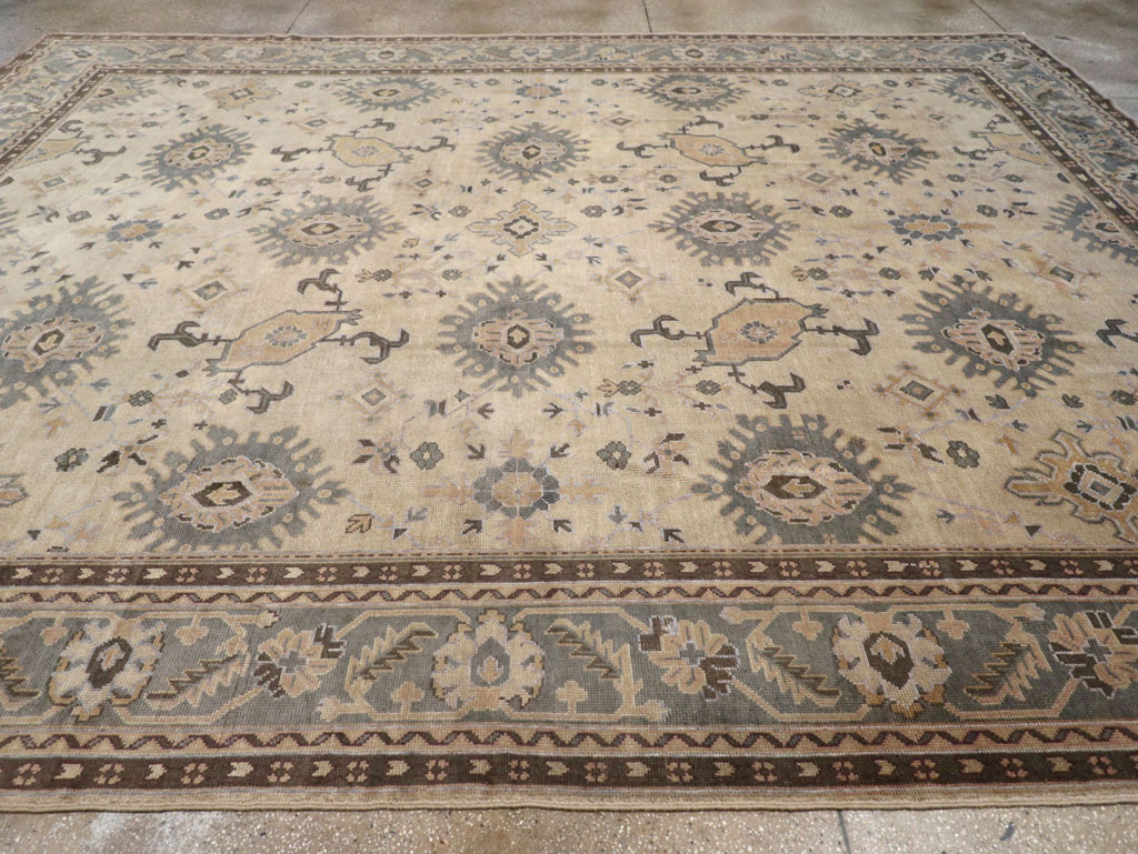 Antique Turkish Oushak Large Room Size Carpet, No.31405 - Galerie Shabab