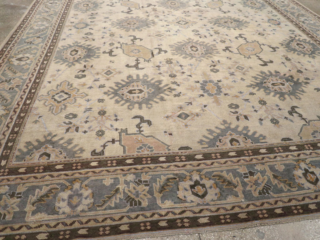 Antique Turkish Oushak Large Room Size Carpet, No.31405 - Galerie Shabab