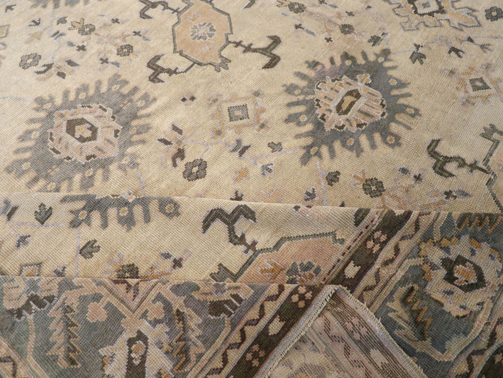 Antique Turkish Oushak Large Room Size Carpet, No.31405 - Galerie Shabab