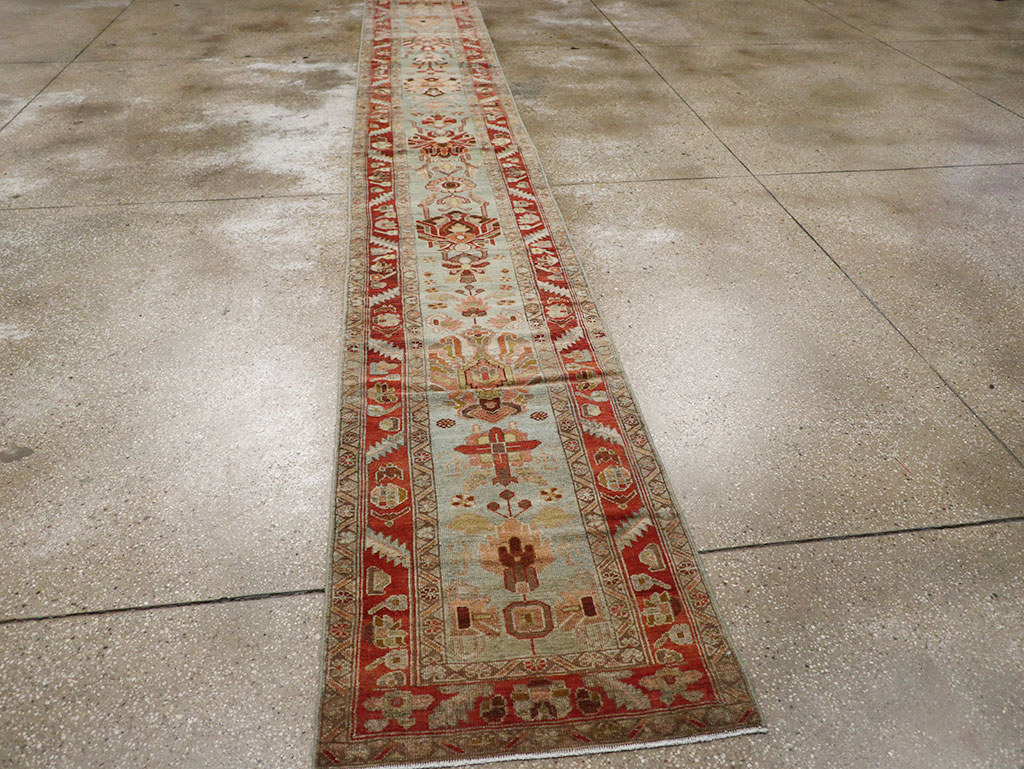 Antique Persian Bidjar Long Runner, No.31406 - Galerie Shabab