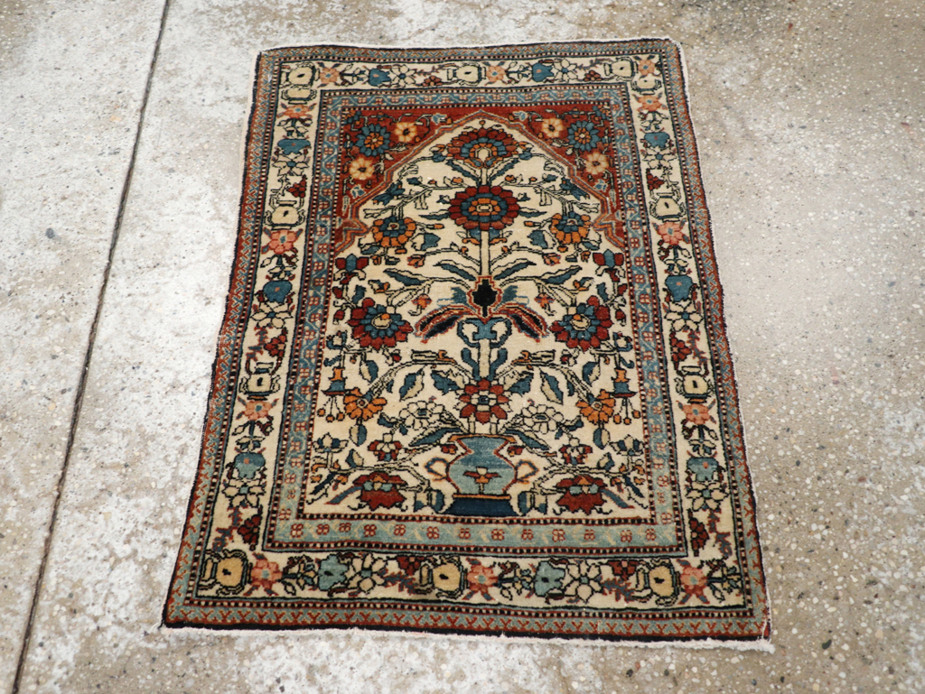 Antique Persian Tabriz Rug, No.31408 - Galerie Shabab