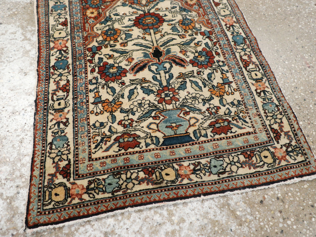 Antique Persian Tabriz Rug, No.31408 - Galerie Shabab