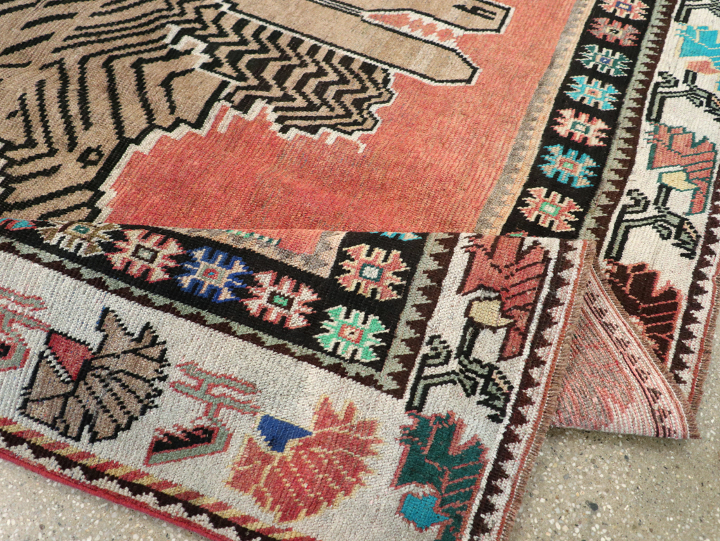 Vintage Persian Pictorial Gabbeh Accent Carpet, No.31410 - Galerie Shabab