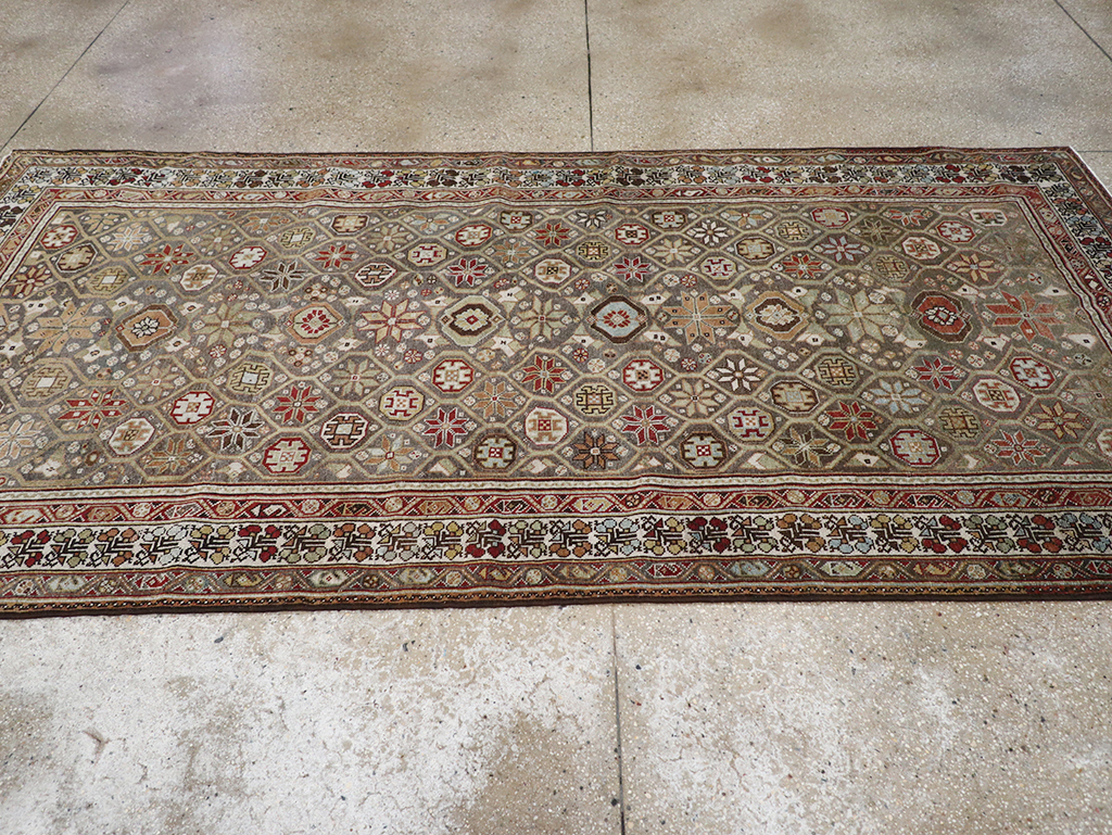 Antique Persian Kurd Gallery Rug, No.31411 - Galerie Shabab